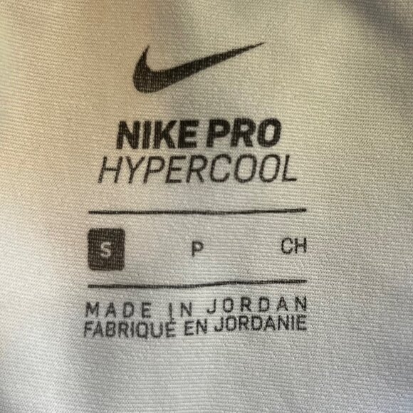 Nike Pro Athletic Leggings Womens Small Black Gray Hypercool Mesh Sides Workout - Picture 6 of 8